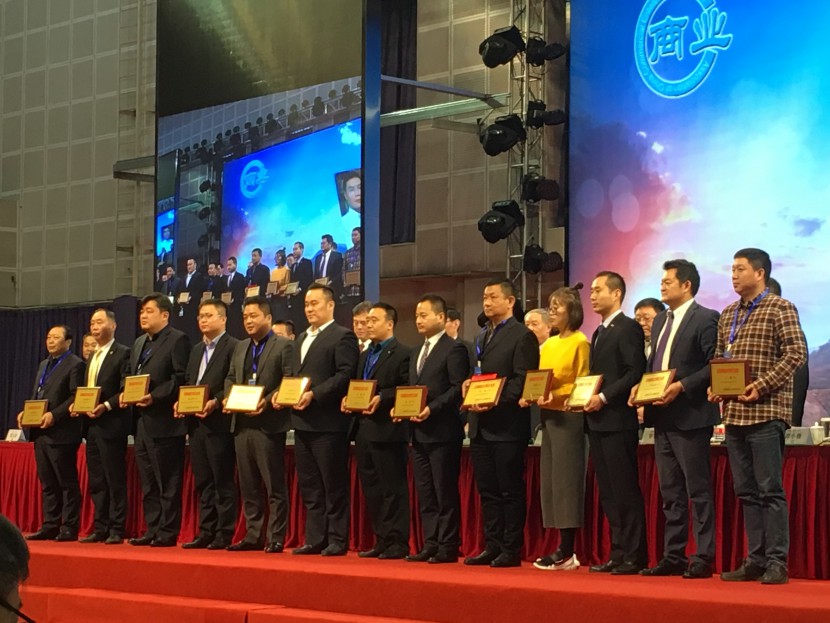  百麗潔日常保潔清洗-高空外墻清洗，談我國清潔服務(wù)業(yè)的過去